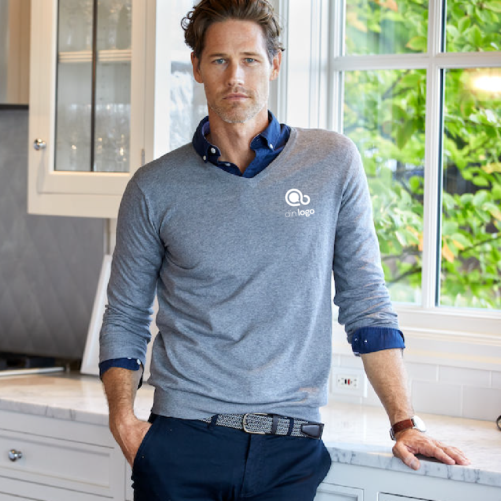 Oakville V-neck