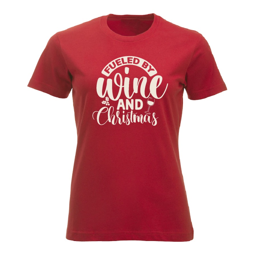 Julegenser, T-skjorte, Fueled by Wine and Christmas,